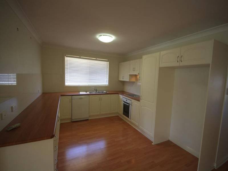 2/12 Kennedy Close, Muswellbrook NSW 2333