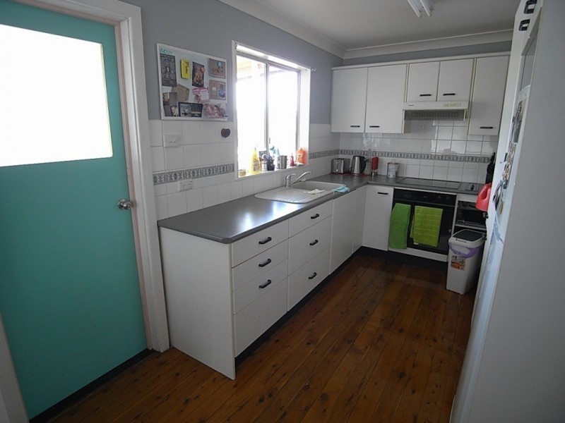 12 Hyde Street, Denman NSW 2328