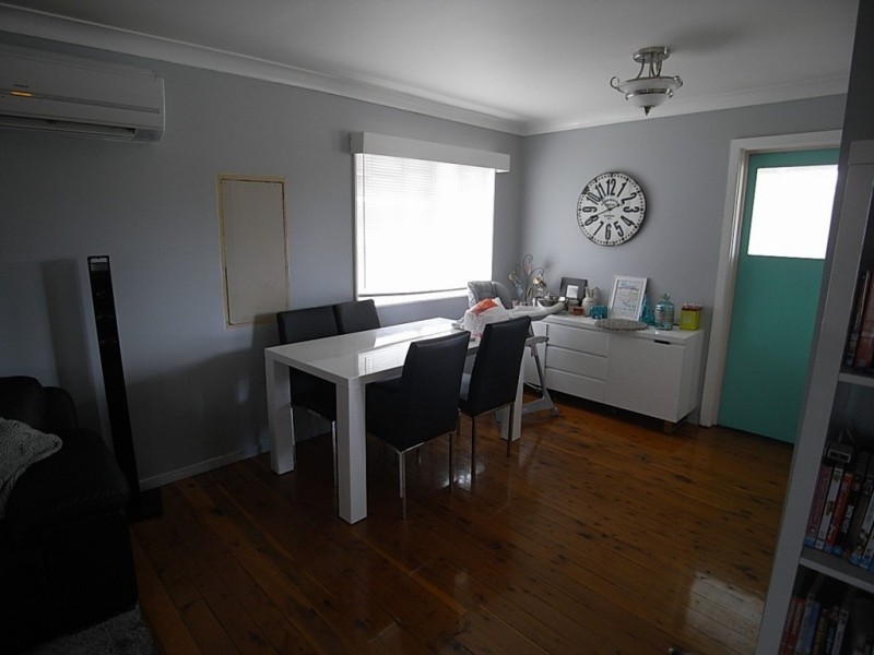 12 Hyde Street, Denman NSW 2328