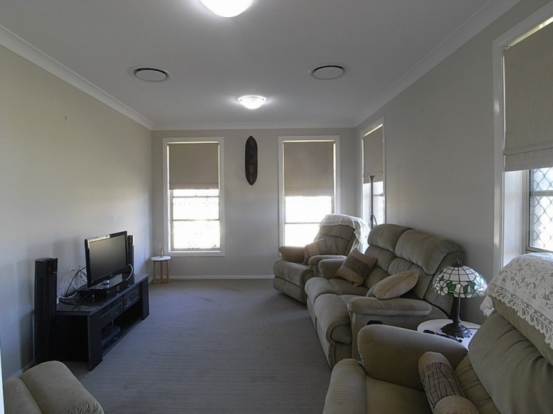 98 Ironbark Rd, Muswellbrook NSW 2333