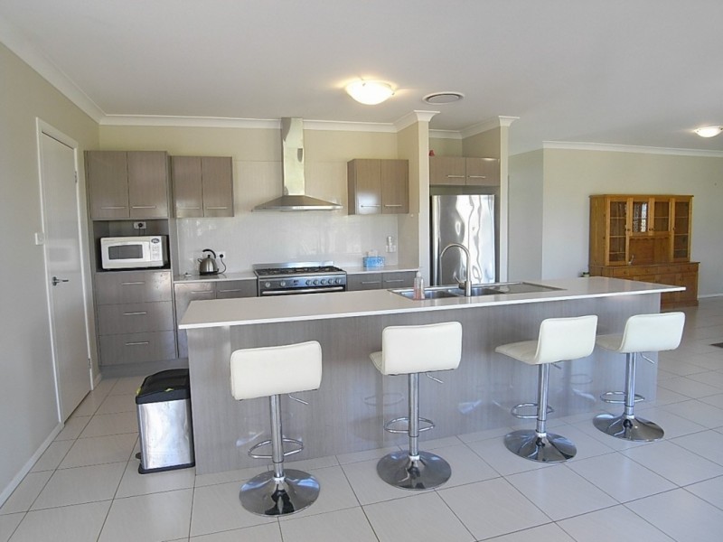 98 Ironbark Rd, Muswellbrook NSW 2333