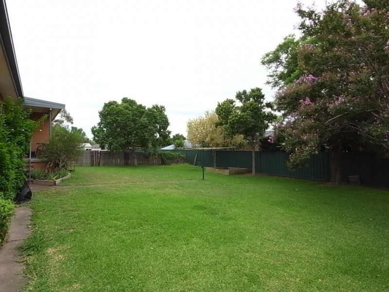 23 St James Crescent, Muswellbrook NSW 2333
