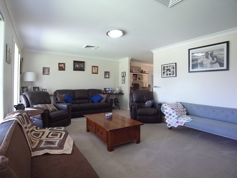 106 St Andrews Street, Aberdeen NSW 2336