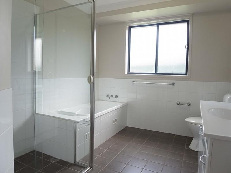 12 Bimbadeen Drive, Muswellbrook NSW 2333