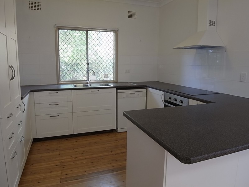 10 Thompson Street, Muswellbrook NSW 2333