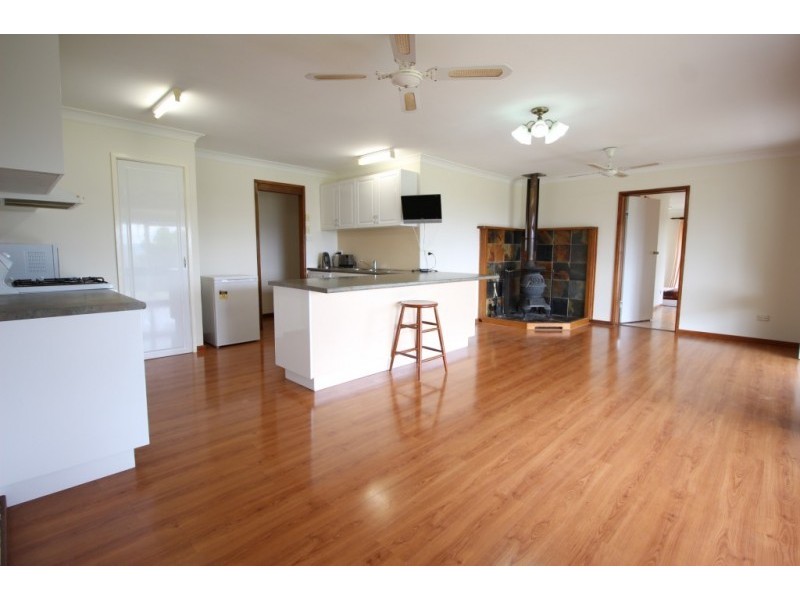 10 Campbell Street, Aberdeen NSW 2336