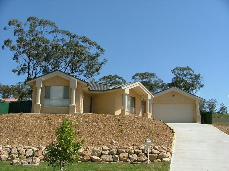 27 Bimbadeen Drive, Muswellbrook NSW 2333