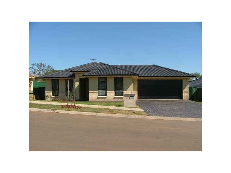 13 Mcgregor Street, Muswellbrook NSW 2333