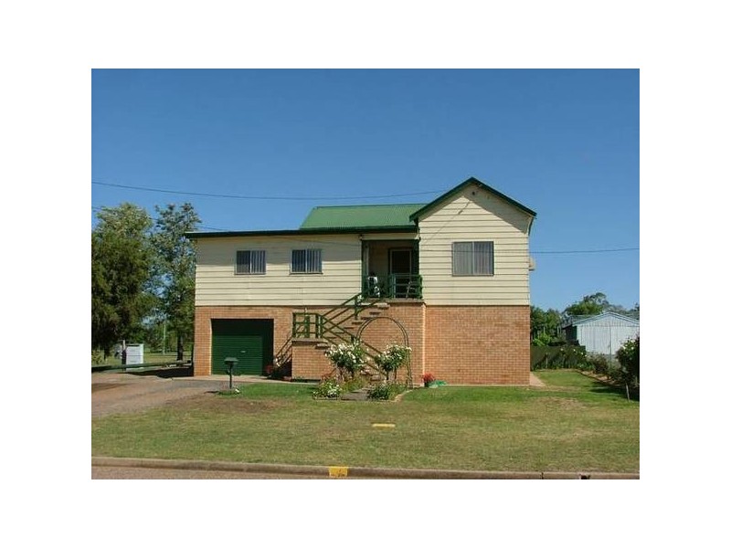 25 Kingdon Street, Scone NSW 2337