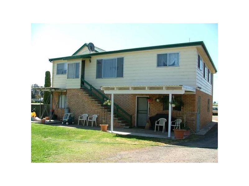 25 Kingdon Street, Scone NSW 2337