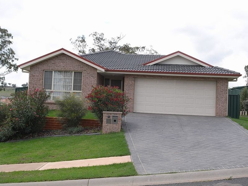 29 Bloodwood Road, Muswellbrook NSW 2333