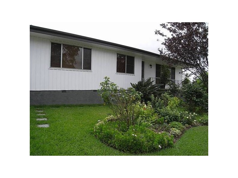 2 Bronte Crescent, Muswellbrook NSW 2333