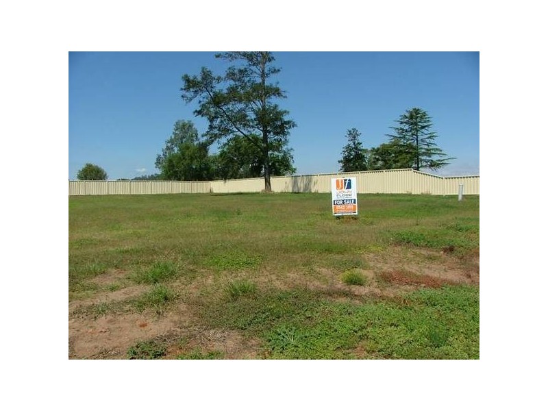 Abercairney Terrace, Aberdeen NSW 2336