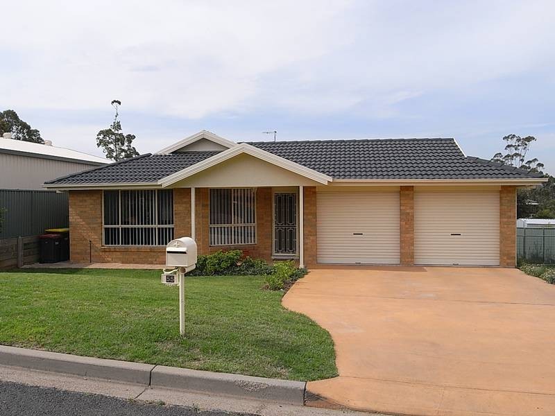 55 Thompson Street, Muswellbrook NSW 2333