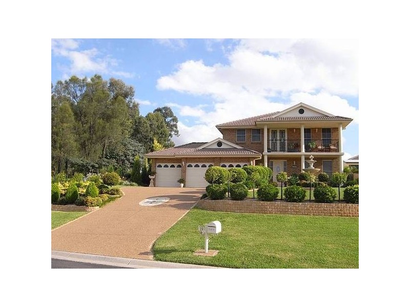 19 Edinglassie Drive, Muswellbrook NSW 2333