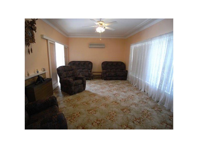 13 Maitland Street, Muswellbrook NSW 2333