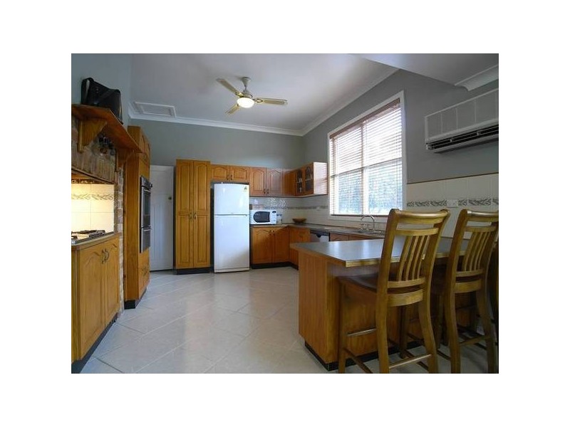 4 Dart Street, Aberdeen NSW 2336