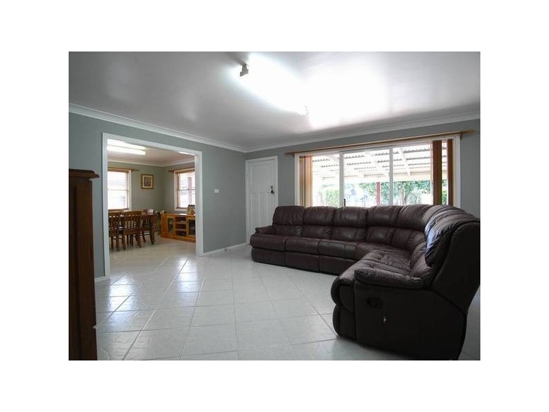 4 Dart Street, Aberdeen NSW 2336