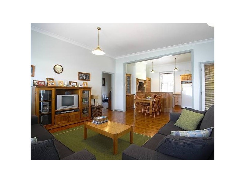 12 Cook St, Muswellbrook NSW 2333