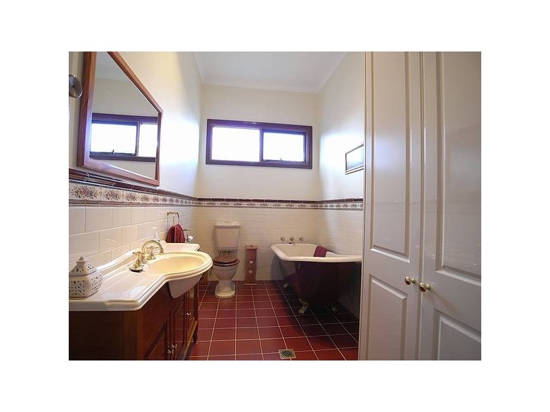 12 Cook St, Muswellbrook NSW 2333