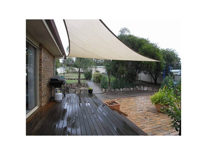 33 Cousins Street, Muswellbrook NSW 2333