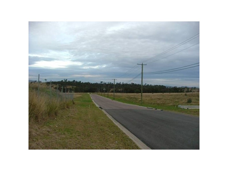 11 Glen Munro Rd, Muswellbrook NSW 2333