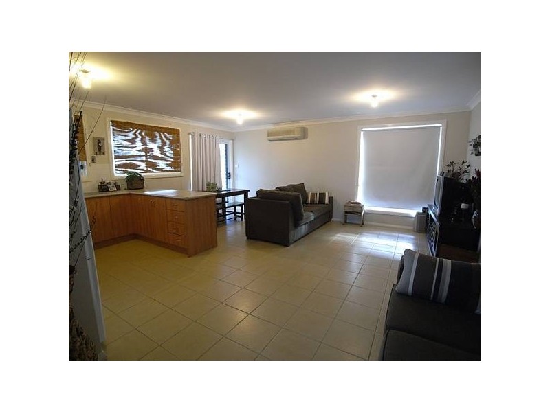 2/14 Paxton Street, Denman NSW 2328