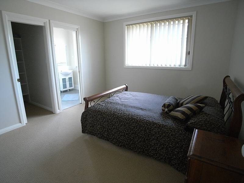 1/4 Silky Oaks Estate, Muswellbrook NSW 2333