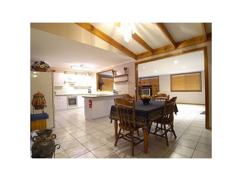 1700 Sandy Creek Rd, Mccullys Gap NSW 2333