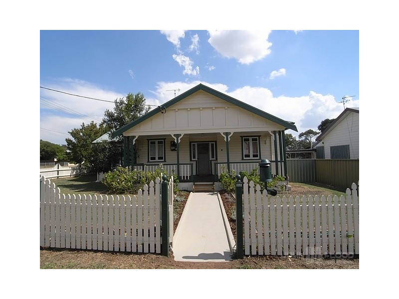 15 Skellatar Street, Muswellbrook NSW 2333