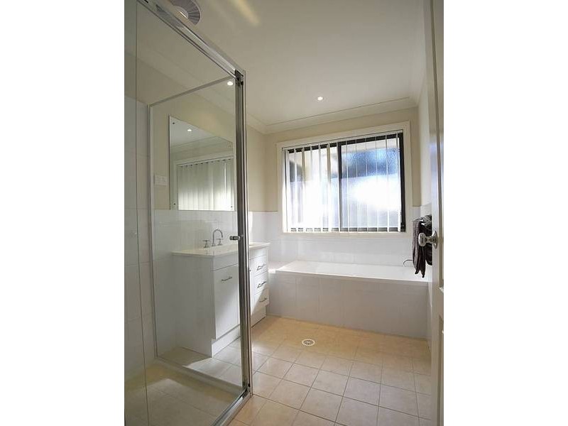 2 Bimbadeen Drive, Muswellbrook NSW 2333