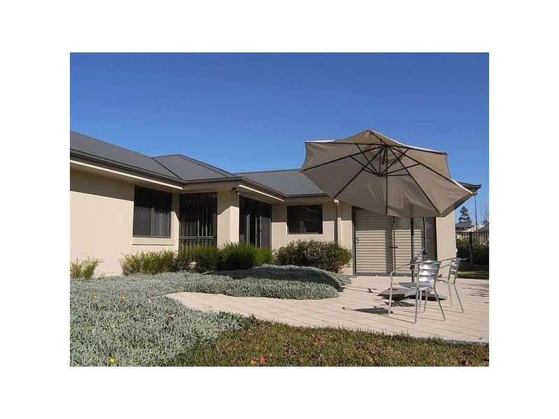 2 Bimbadeen Drive, Muswellbrook NSW 2333