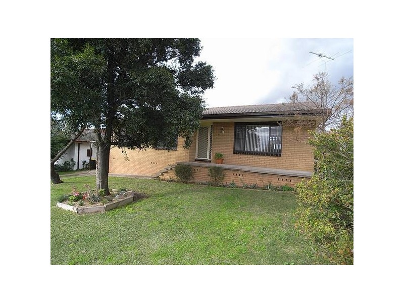 160 MacQueen St, Aberdeen NSW 2336