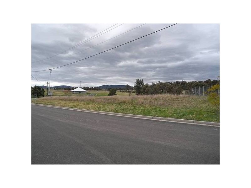 3 Thiess Cres, Muswellbrook NSW 2333