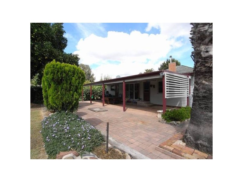 4 Dart Street, Aberdeen NSW 2336