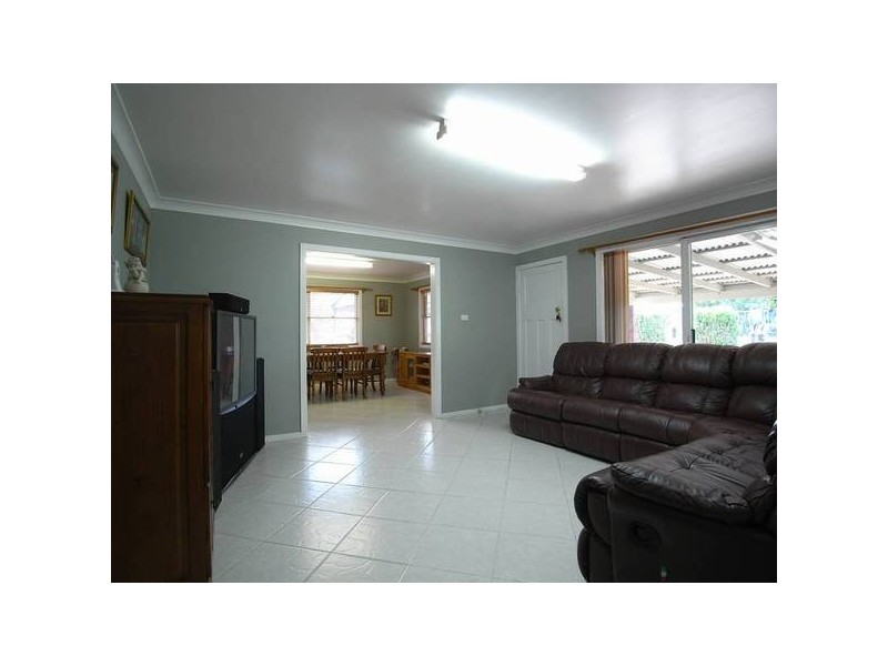 4 Dart Street, Aberdeen NSW 2336