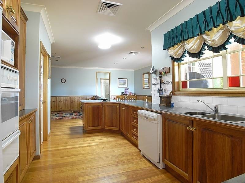 10 Weemala Place, Muswellbrook NSW 2333