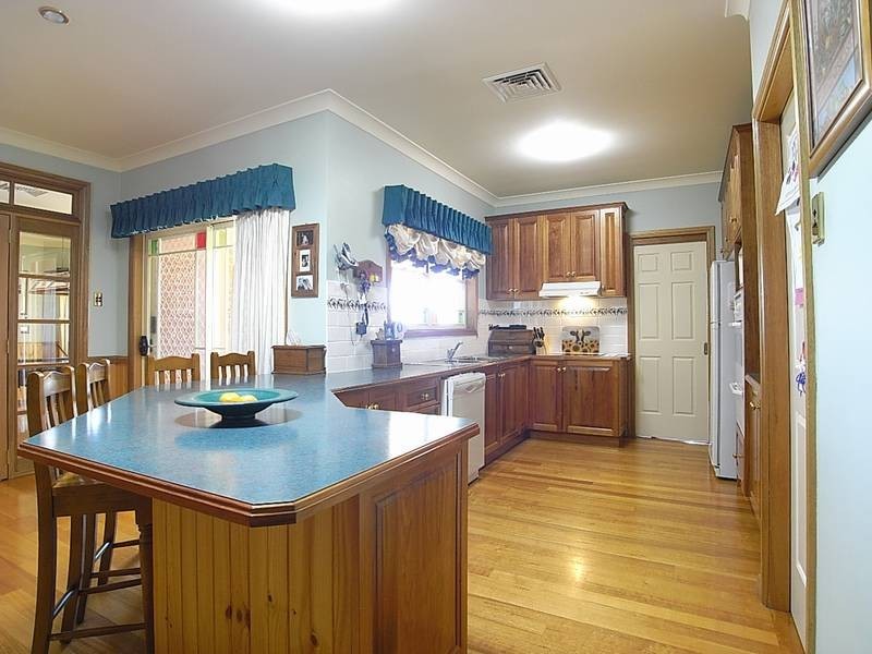 10 Weemala Place, Muswellbrook NSW 2333