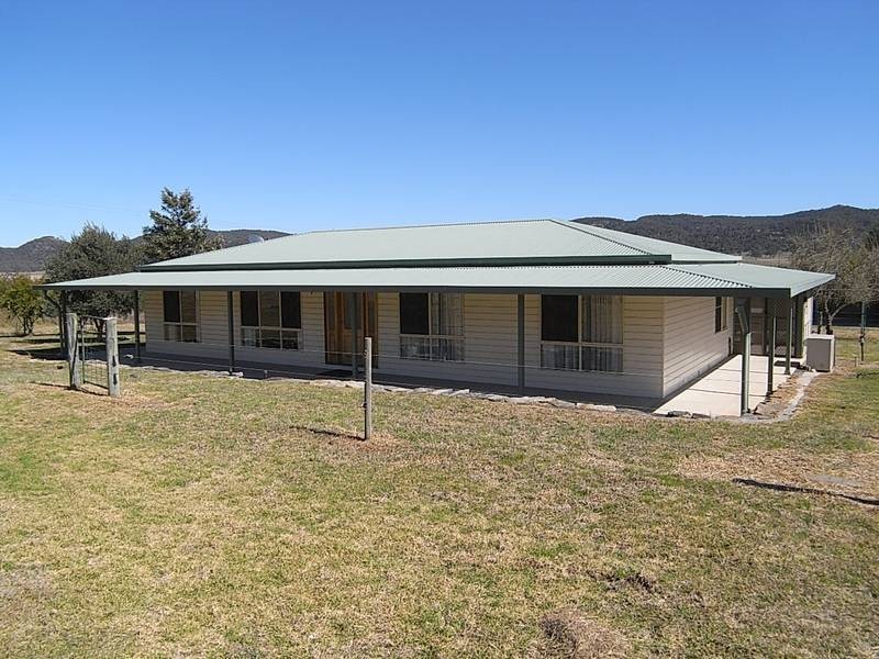 380 Yarraman Rd, Wybong NSW 2333