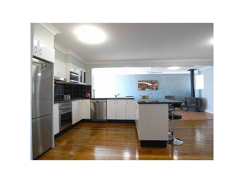 15 Perth Street, Aberdeen NSW 2336