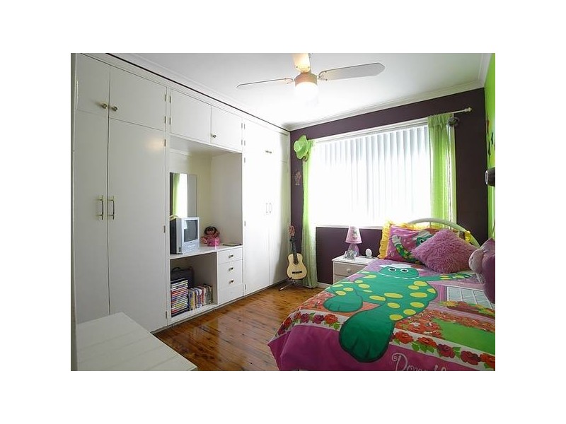 15 Perth Street, Aberdeen NSW 2336