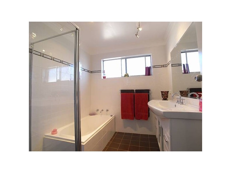 15 Perth Street, Aberdeen NSW 2336