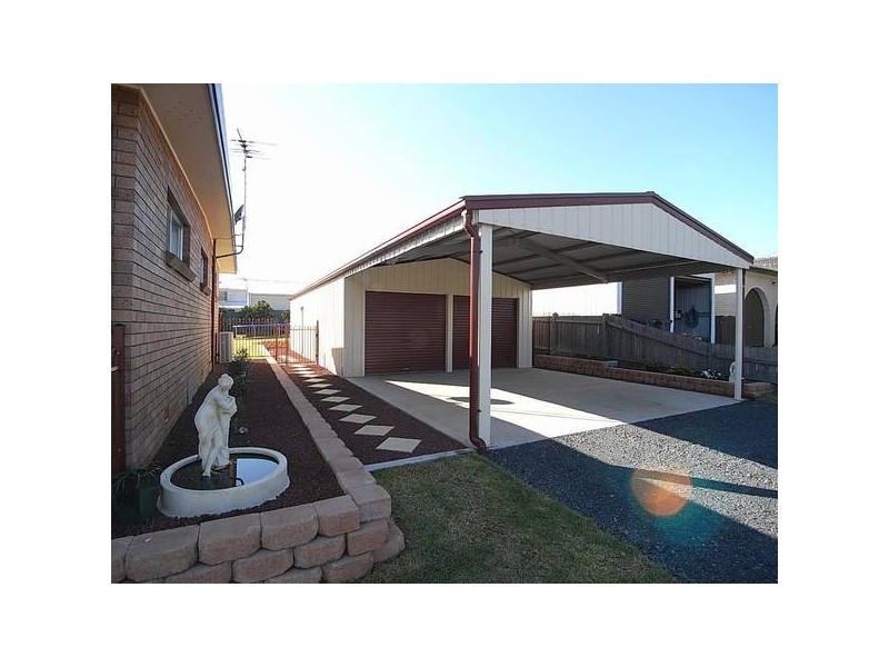 15 Perth Street, Aberdeen NSW 2336