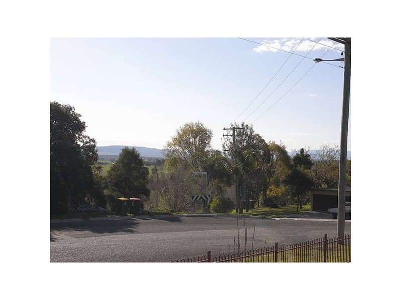 15 Perth Street, Aberdeen NSW 2336