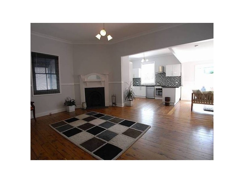 6 Carl Lane, Muswellbrook NSW 2333