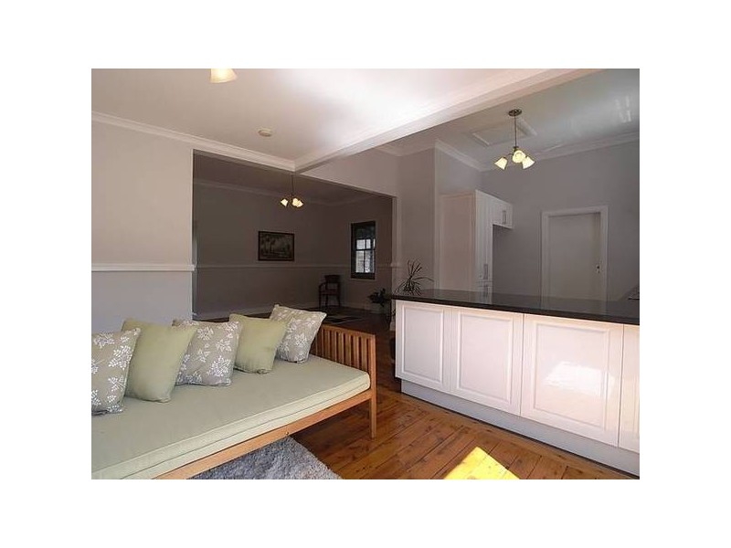 6 Carl Lane, Muswellbrook NSW 2333