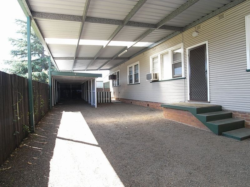 4/2 Bligh Lane, Muswellbrook NSW 2333