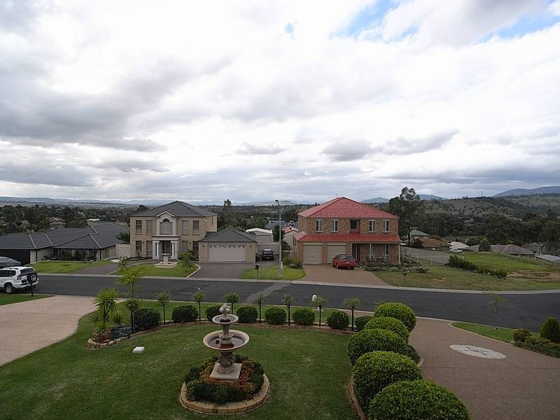 19 Edinglasse Drive, Muswellbrook NSW 2333