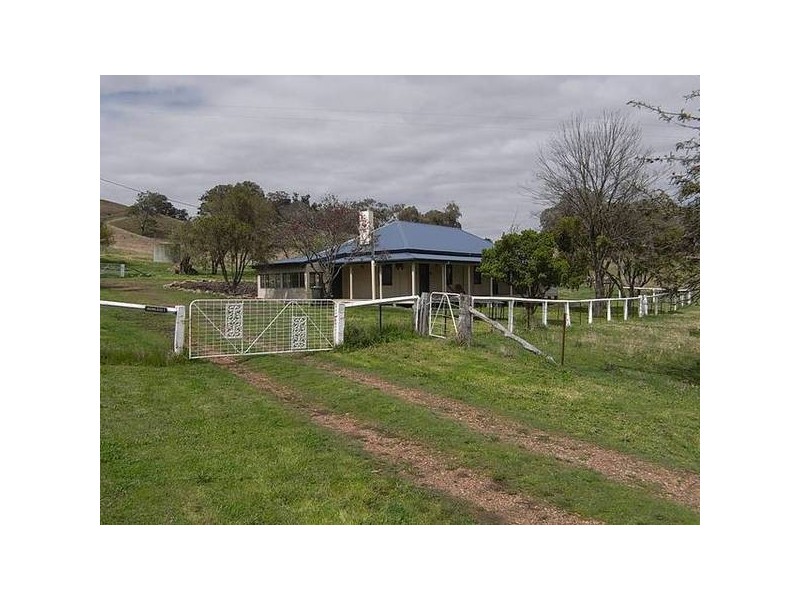 852 Timor Road, Blandford NSW 2338