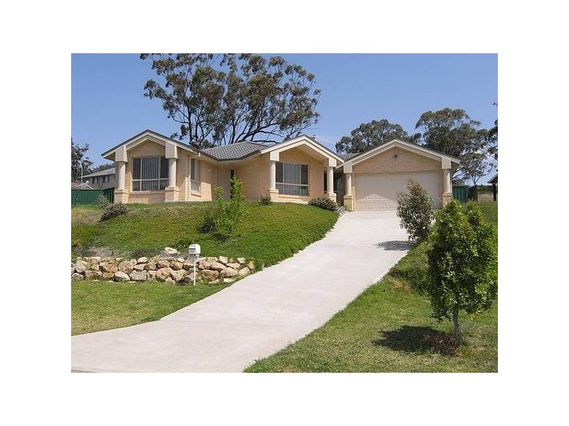27 Bimbadeen Drive, Muswellbrook NSW 2333